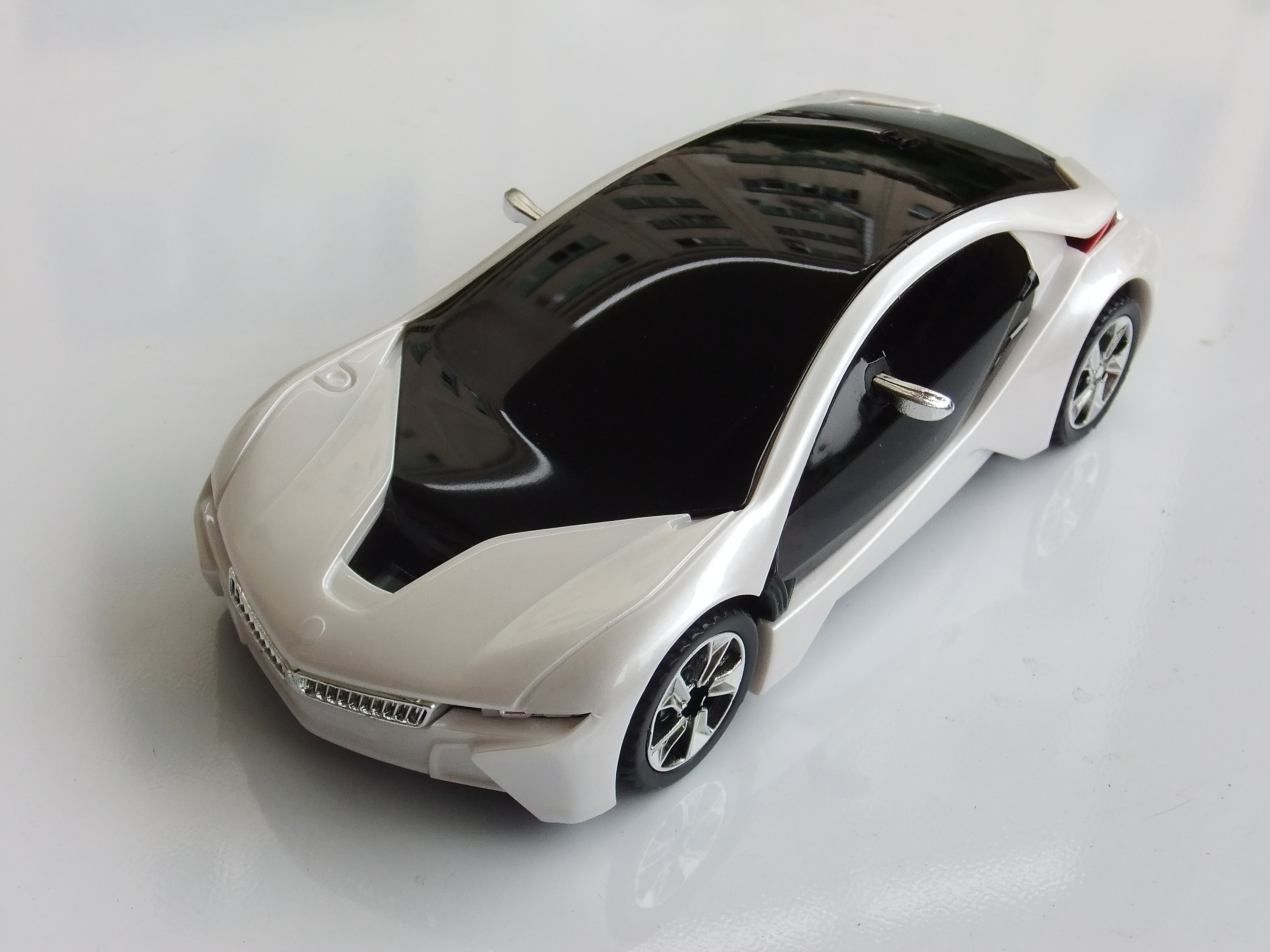 å®é©¬I8.JPG
