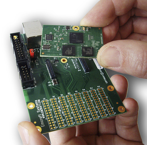 stm32f7-in-hands.jpg