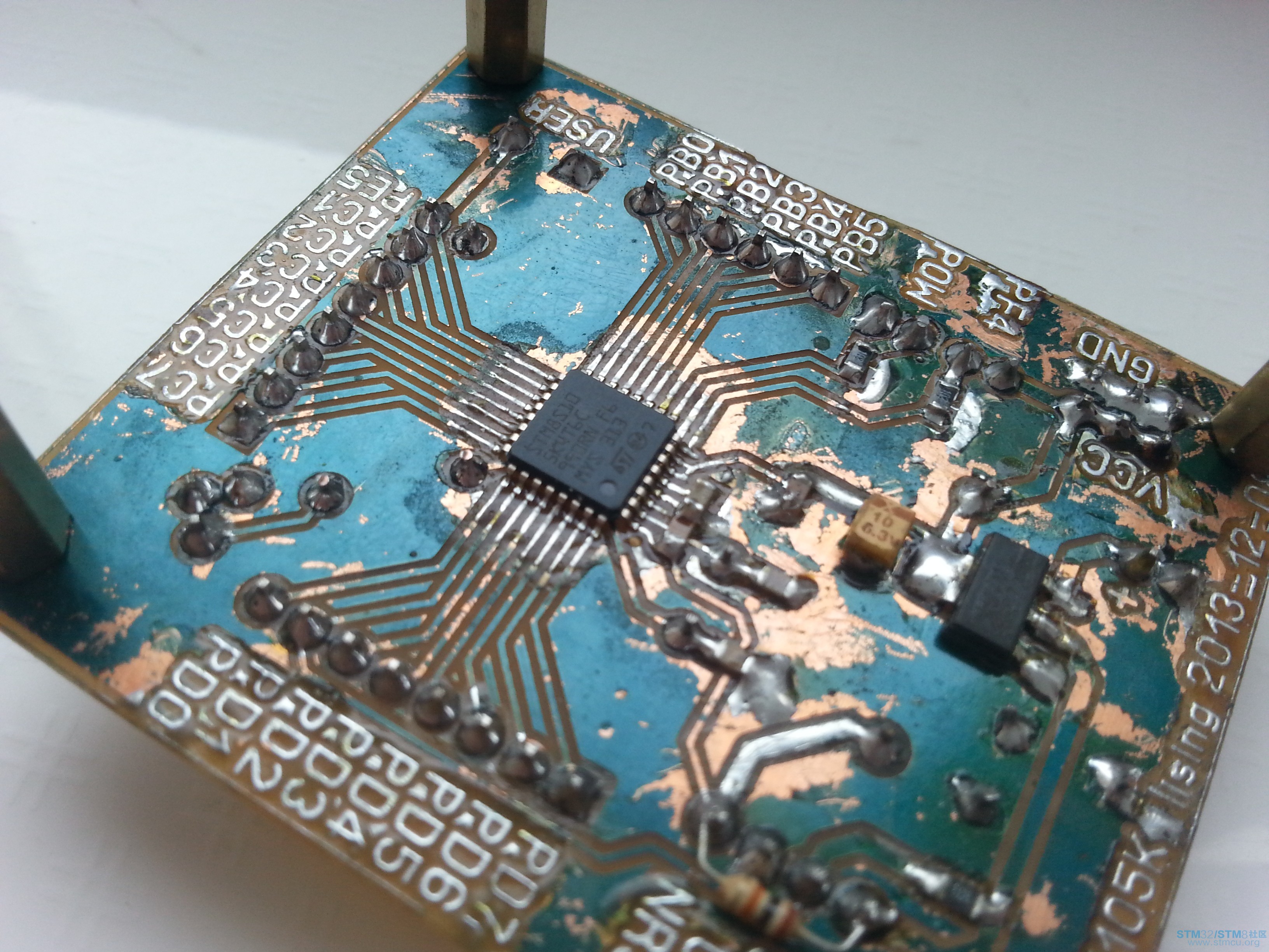 STM8S105K4T6Cèé¢.jpg