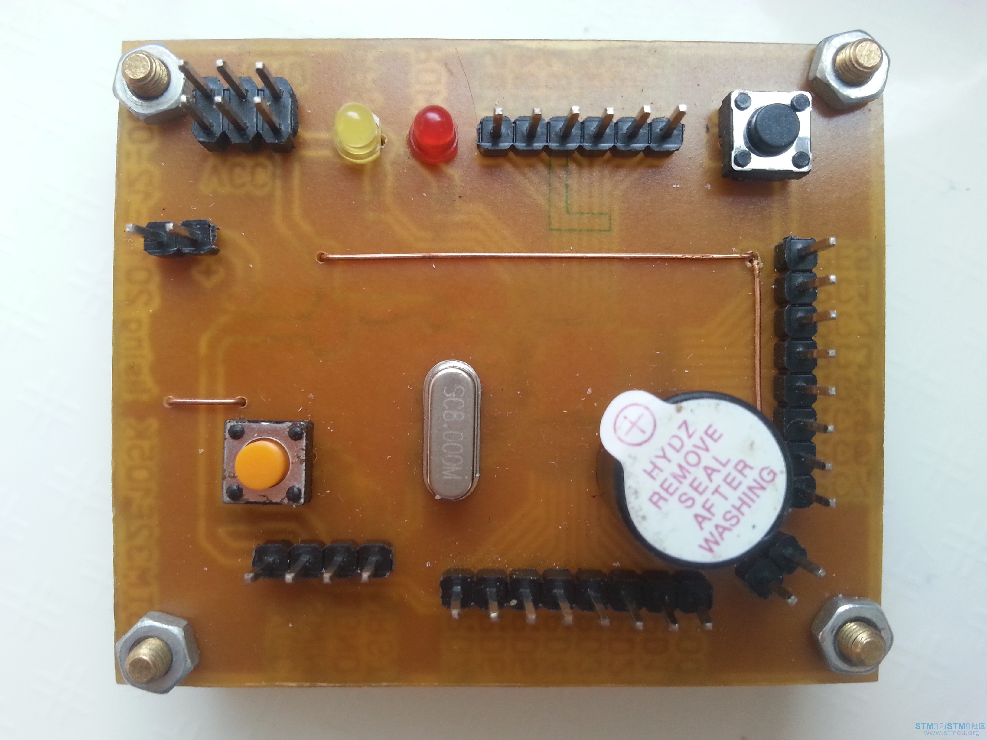 STM8S105K4T6Cæ­£é¢.jpg