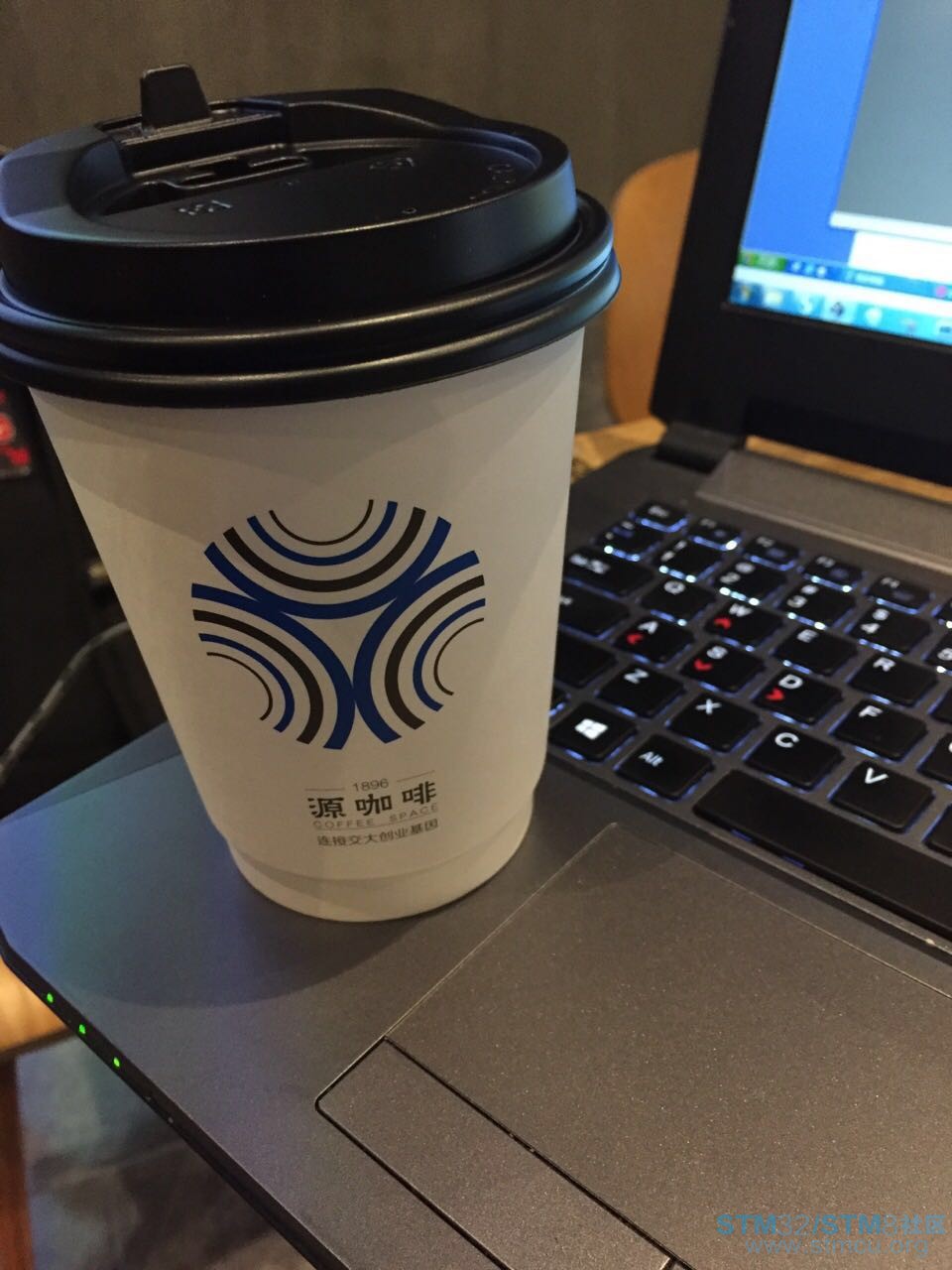 ä¸åè¶
