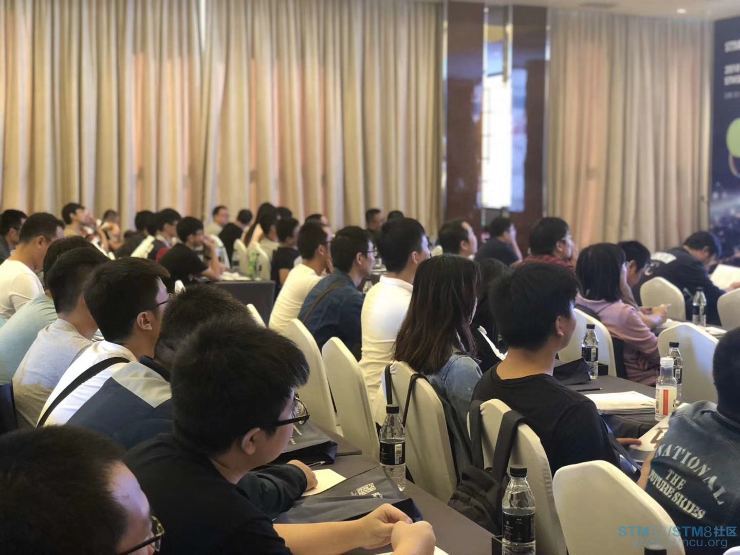è¿æ¯å«äººæçæåç¨äº