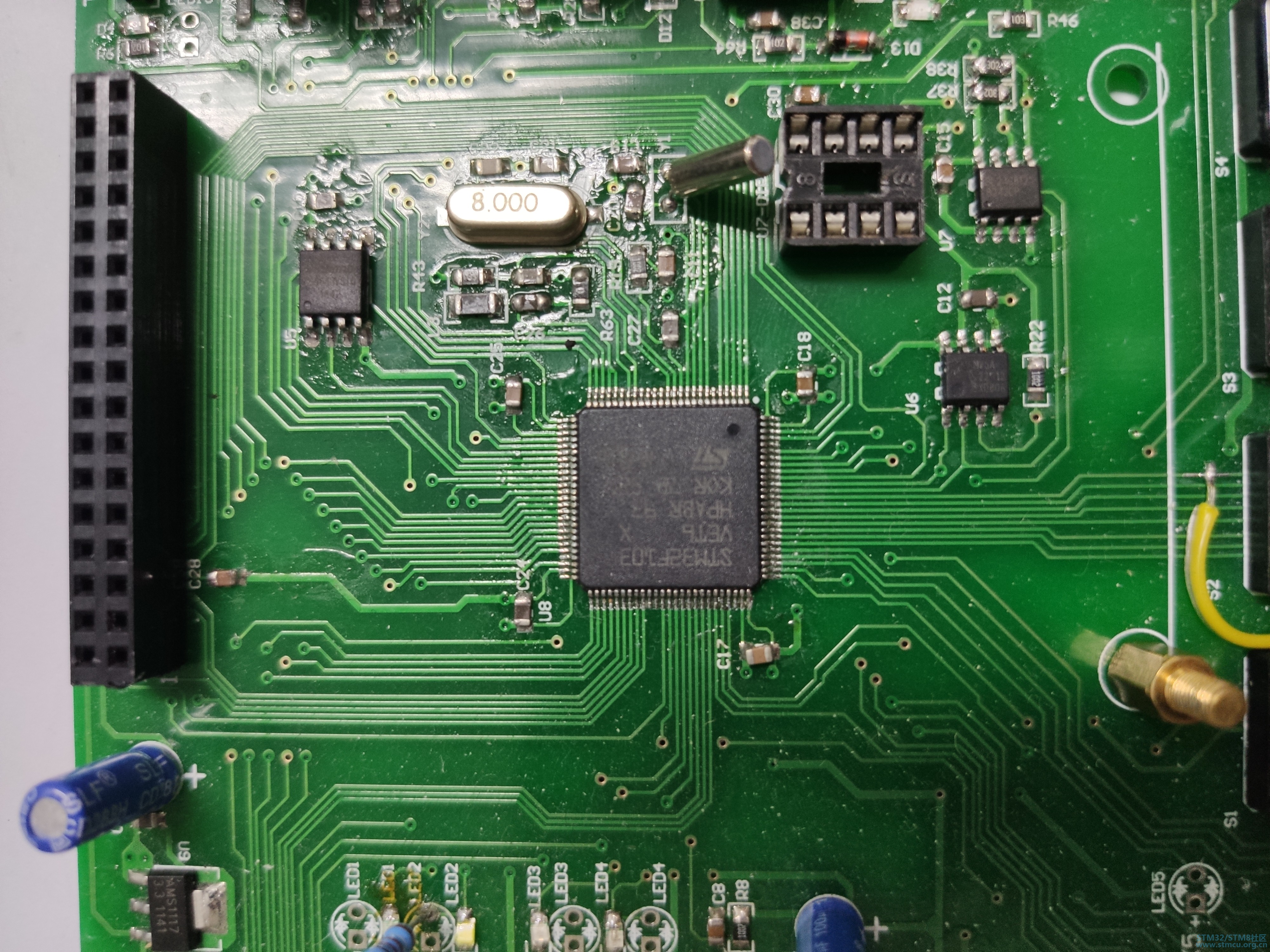 STM32F103VET6è¯çæ­£é¢ç§.jpg