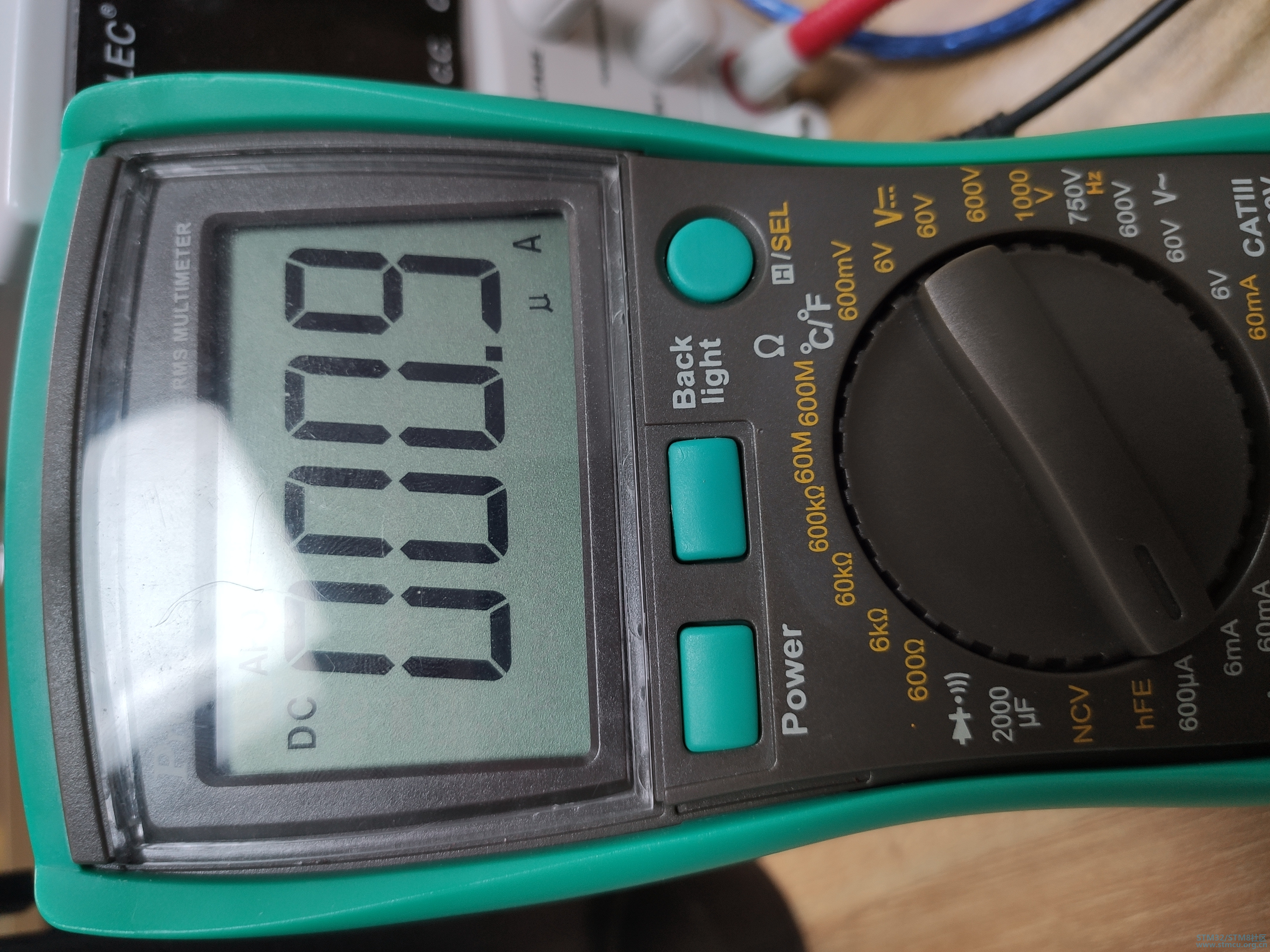 STM32L051C8T6åæ­¢æ¨¡å¼ä¸çµæµå®æµ.jpg