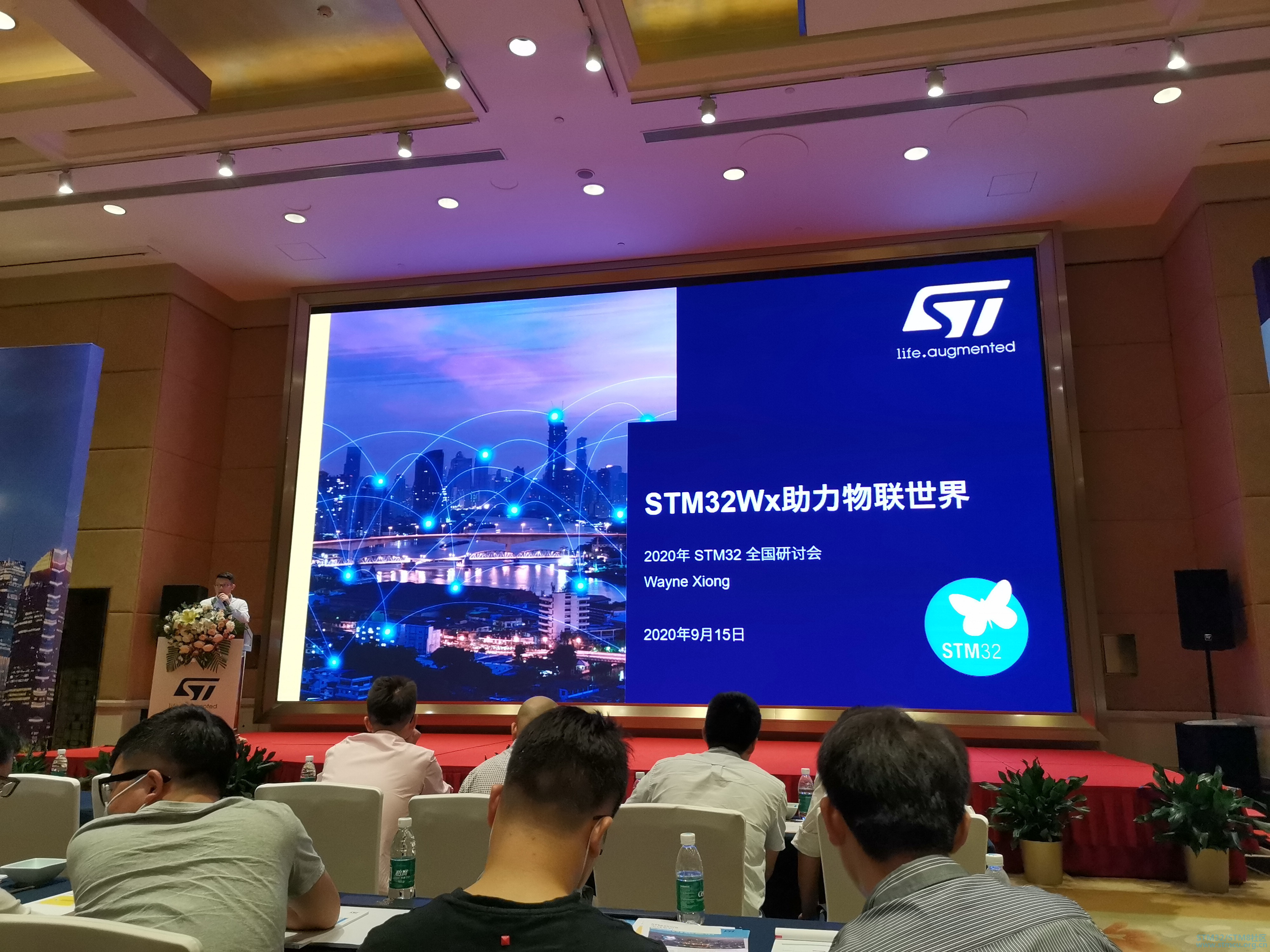 ç©èä¸çWx.jpg
