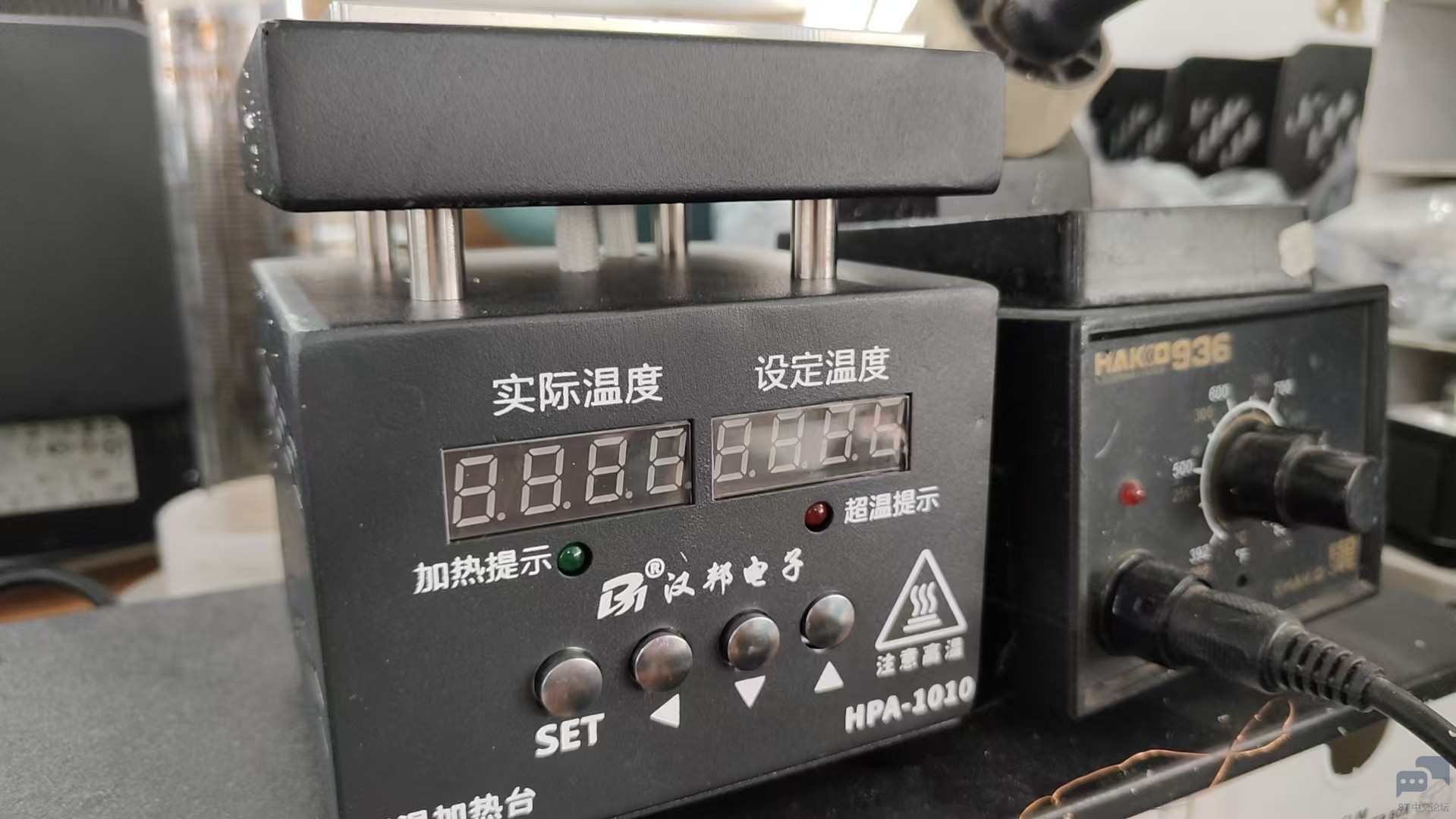 工作台一角.jpg