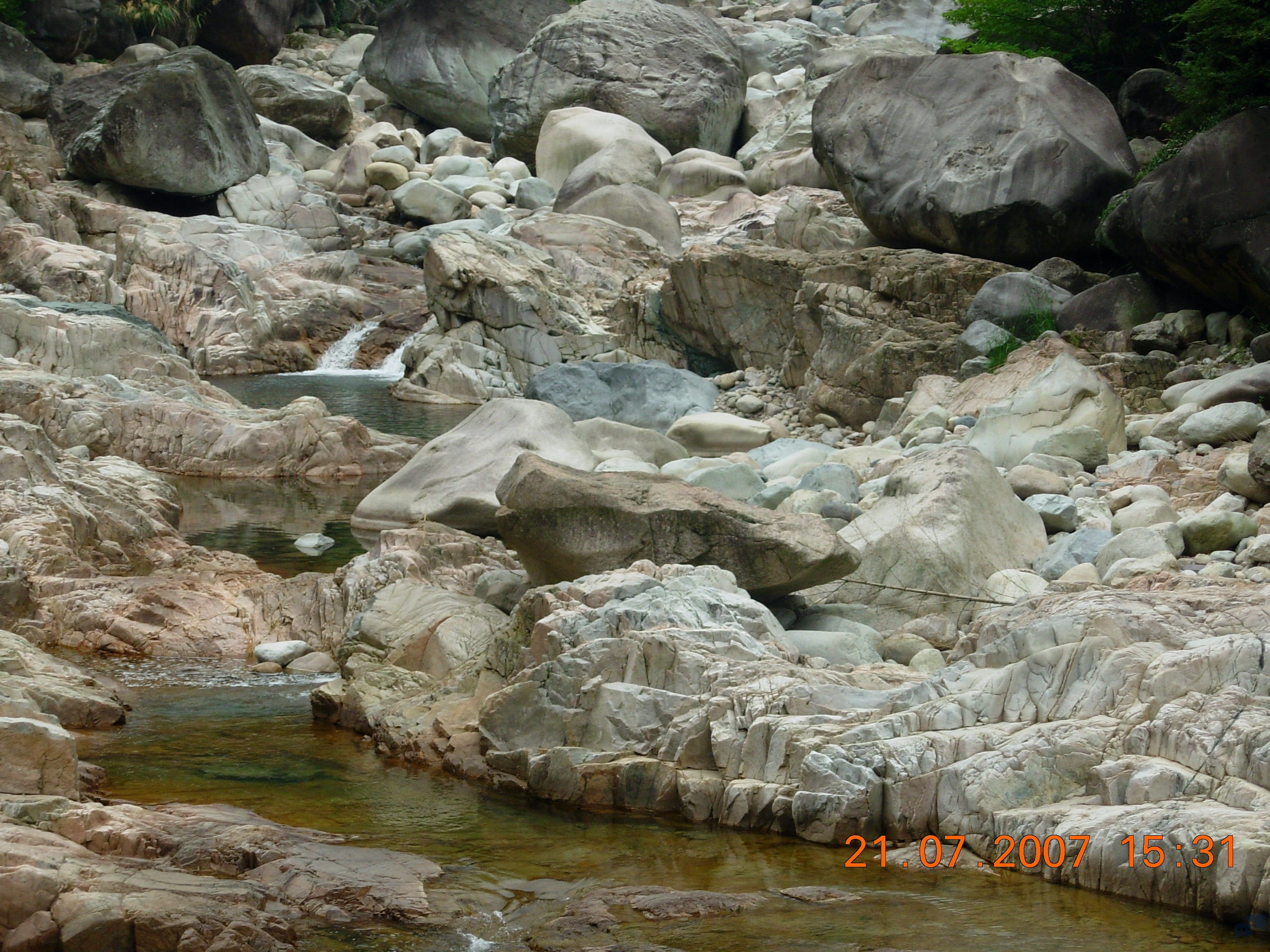 DSCN2323.JPG